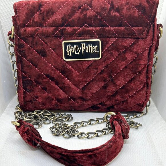 Bioworld Harry Potter Wand Spell Charms Purple Quilted Velvet Crossbody Bag - Picture 2 of 6